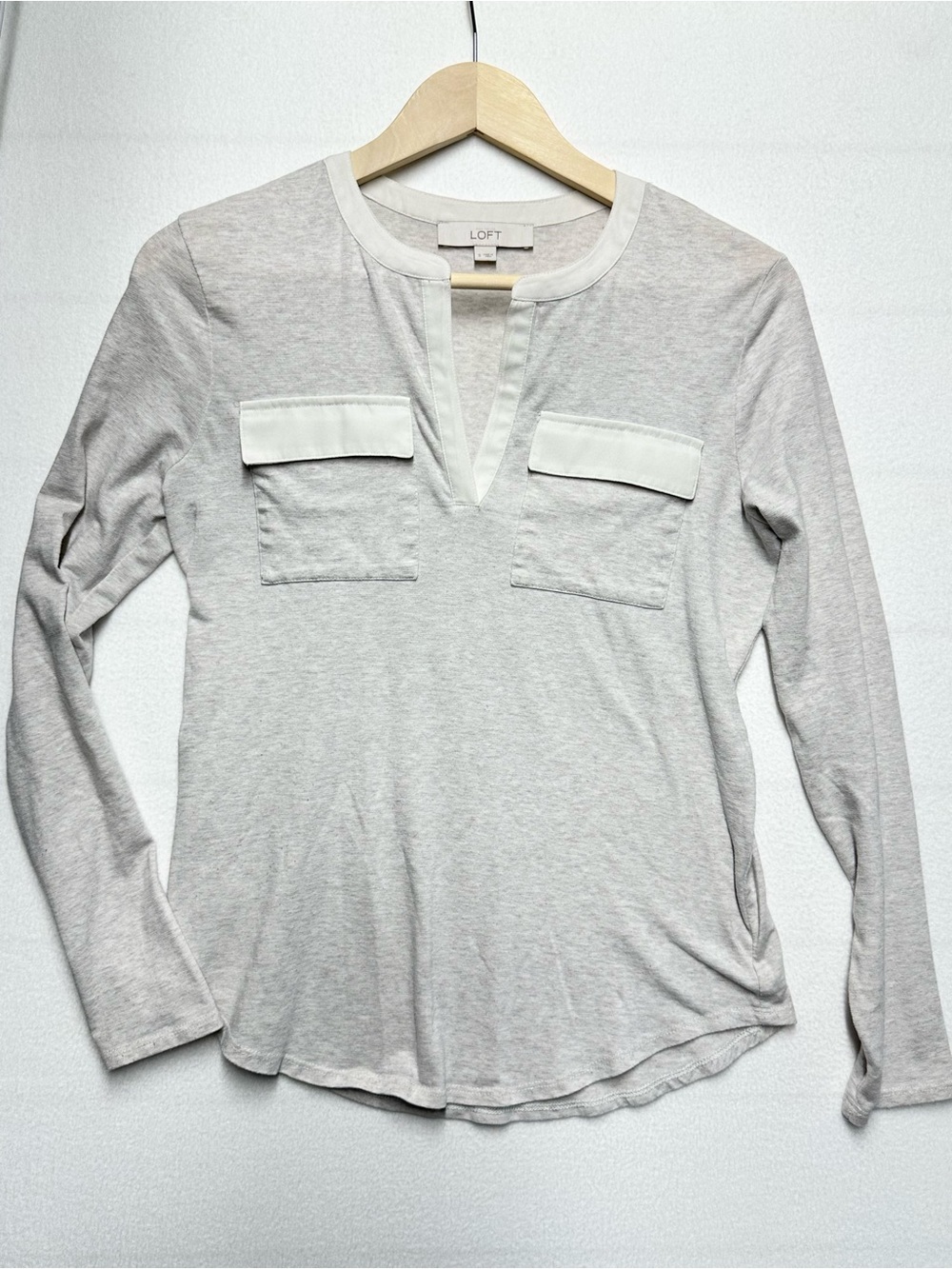 LOFT Gray Utility Pocket Henley Top – Women’s Long Sleeve Soft Knit